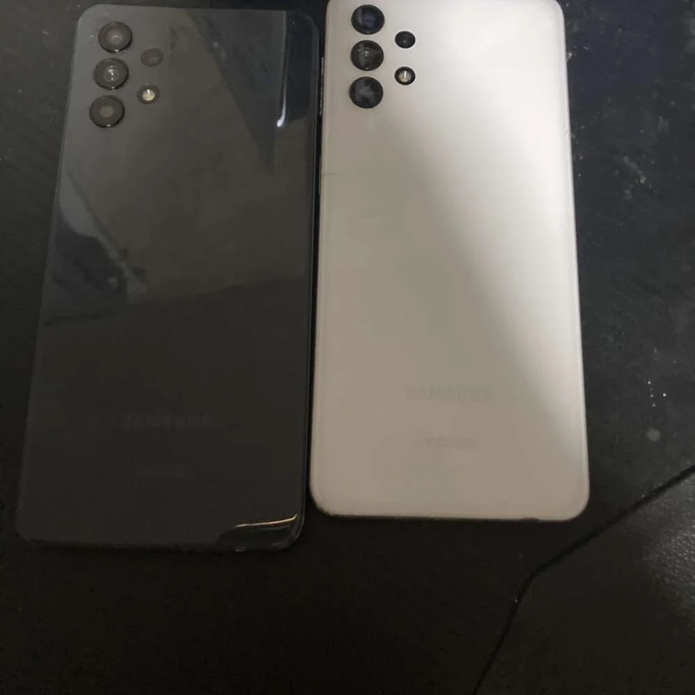Samsung Cell Phones - Black and White
